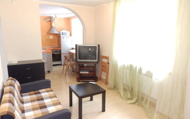 Apartment on Ordzhonikidze 42