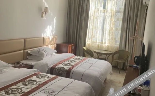 Qujing Shangke Hotel