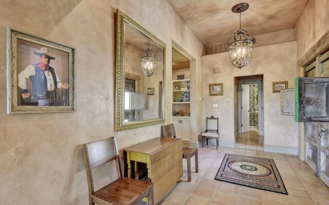 7BR 5 5BA Spicewood Sanctuary by RedAwning