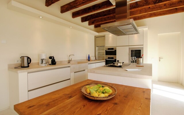 Beautiful Mansion in Arta Majorca With Swimming Pool
