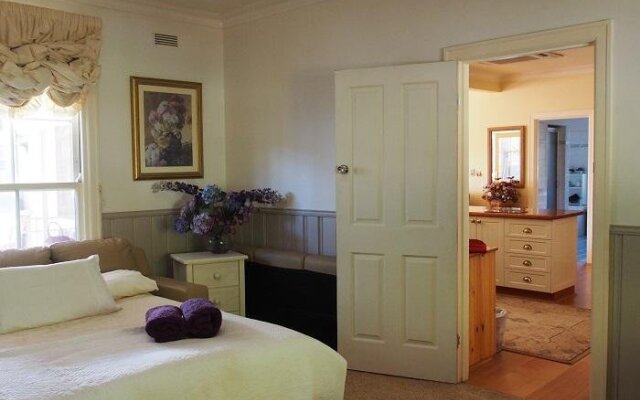 Bessie's Cottage