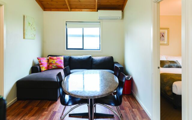 Amaroo Holiday Park