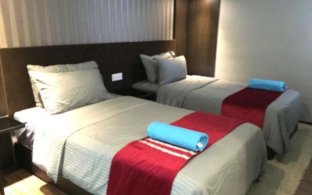 Seafront Duplex Suite at Georgetown
