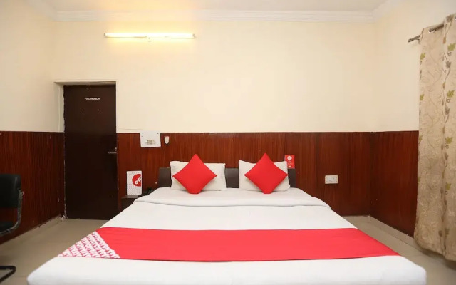 Oyo 19452 Hotel Swift Inn