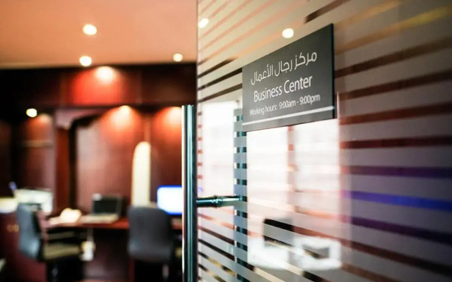 Emirates Plaza Hotel