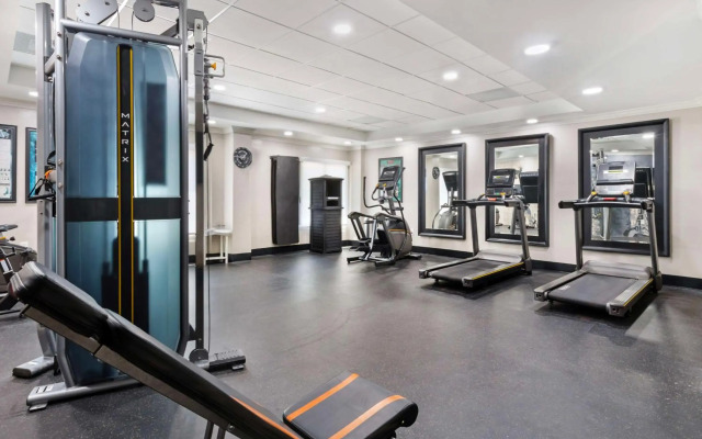 Best Western Plus Sugar Land Houston