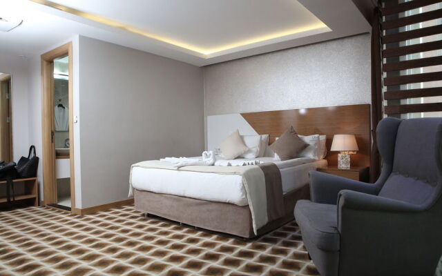 Hotel Way