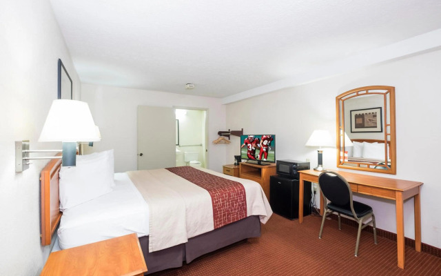 Red Roof Inn Columbus Northeast - Westerville