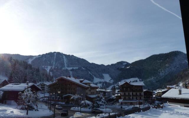 Appartement La Clusaz, 3 pièces, 6 personnes - FR-1-437-40