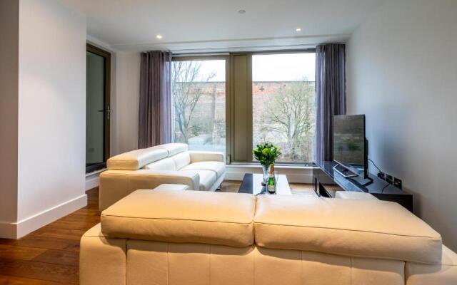 The Ebor Suite @ Ryedale House