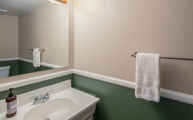 Stylish Townhome in Tempe by WanderJaunt