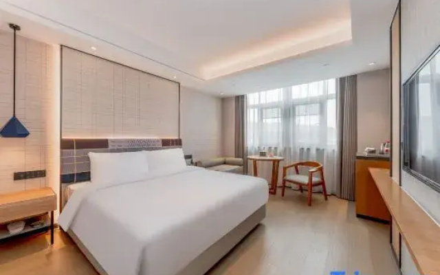 HomeInn Plus Hangzhou Linping Subway Station
