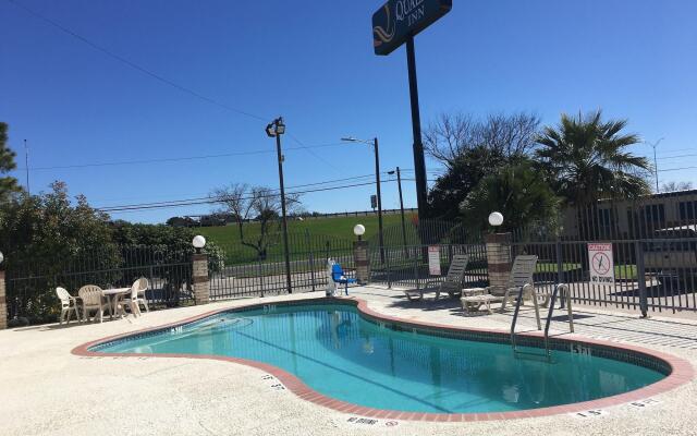 Quality Inn University near Downtown