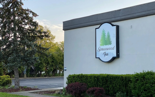 Sprucewood Inn