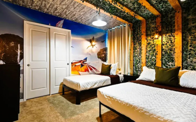 Extraordinary 10br Private Pool Spa Near Disney