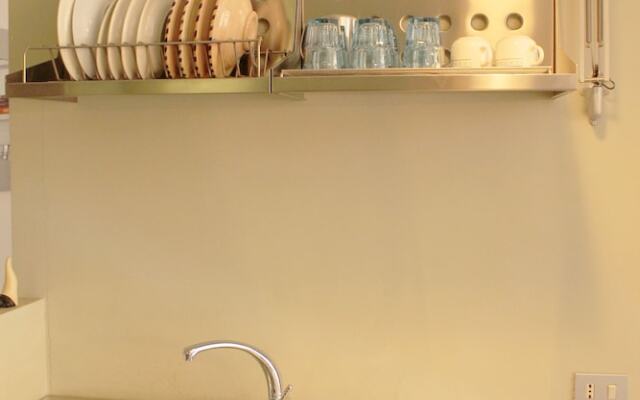 Trevi Fountain 2BR Apartment