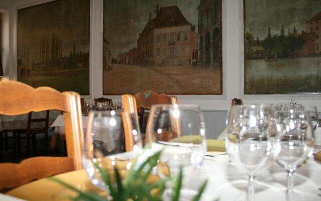 Logis Hostellerie Bressane