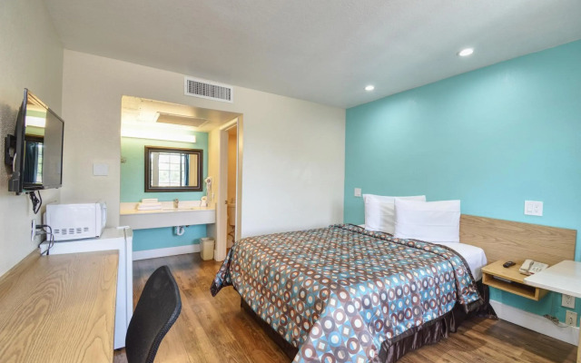 Vagabond Inn Buttonwillow North I-5