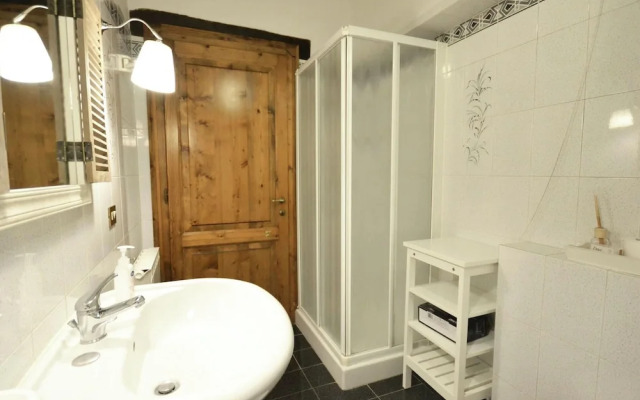 Villa in Tuscany With Pool Near Cortona