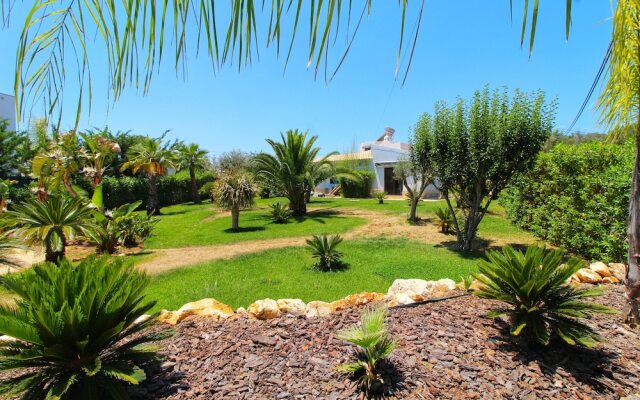 Villa Bali - stylish and in a quiet area