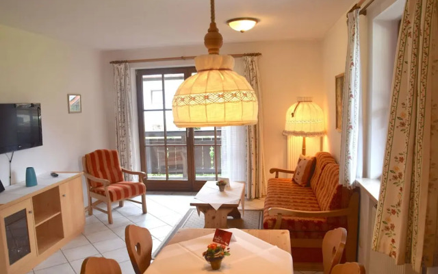 Tasteful Apartment With Wellness