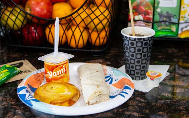 Red Lion Inn & Suites Vancouver