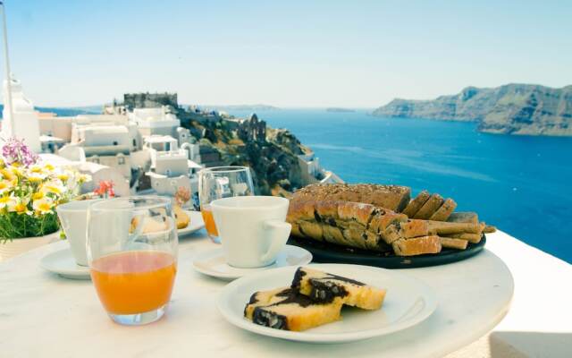 Nano Oia Villas