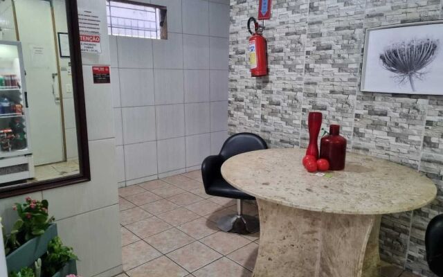 Casa Aeroporto Pousada