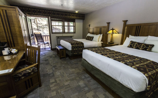 Zion Lodge