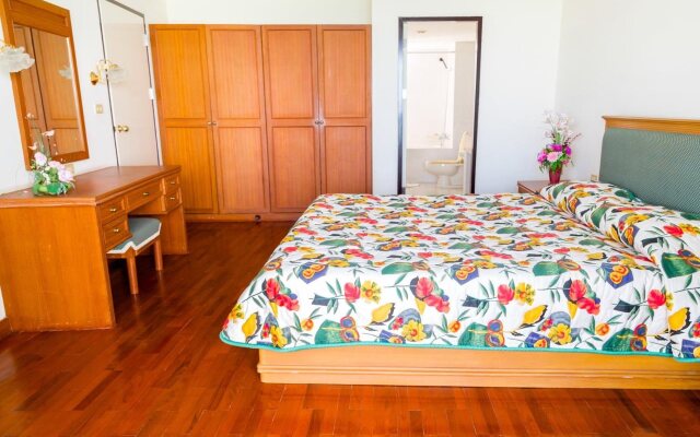 Payoon Garden Cliff Condominium