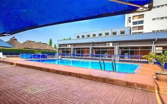 Universal Hotel Enugu