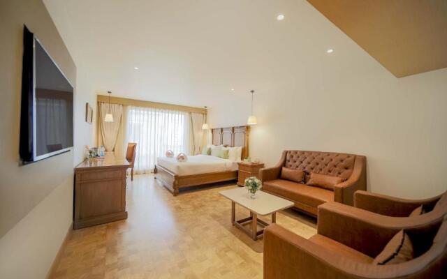 Jade Suites - Luxury Boutique Hotel