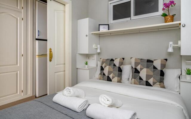 Coastal Charm/ Cozy Studio In Benalmadena