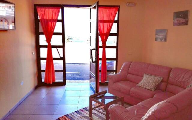 House with One Bedroom in la Caleta de Interián, with Wonderful Sea View And Wifi - 72 M From the Beach