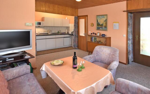 Cozy Holiday Home in Großbreitenbach near Schwarza Valley