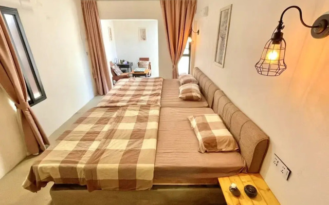Serenity Courtyard Hotel