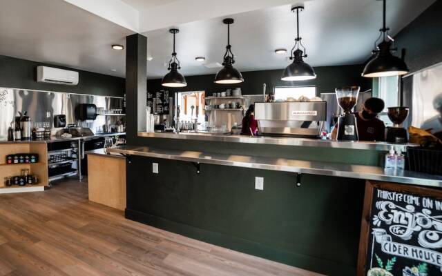 Отель Loge Leavenworth 