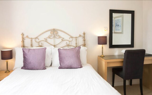 Westlakes Hotel and Restaurant