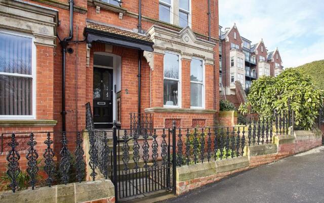 Host Stay Park View Apartment