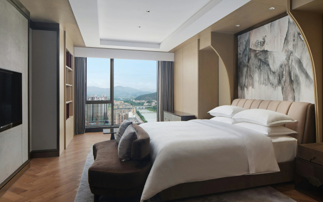 Sheraton Yunfu Xinxing Hotel – Guest Rooms – Yunfu