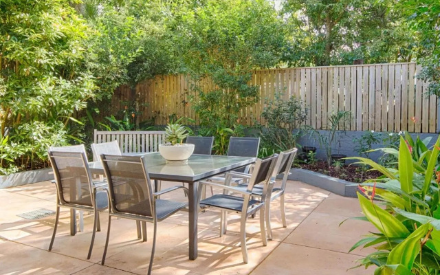 Sunshine Beach House 14 Depper Street