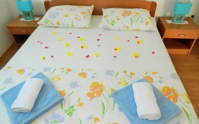 Apartments Darka