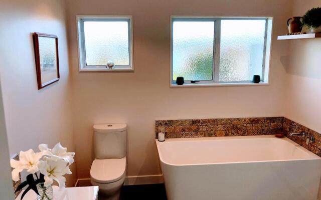 117 Higgs - Room With a View