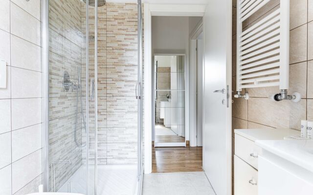 JOIVY Adorable Flat W/ Balcony