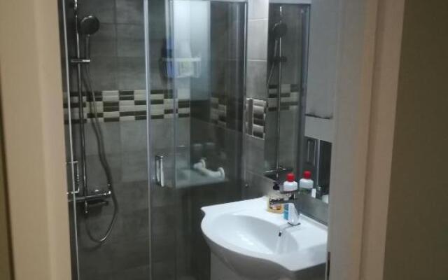 Alexander 'S Apartment