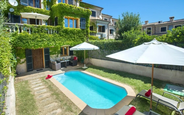 Villa Mora in Old Town Buger