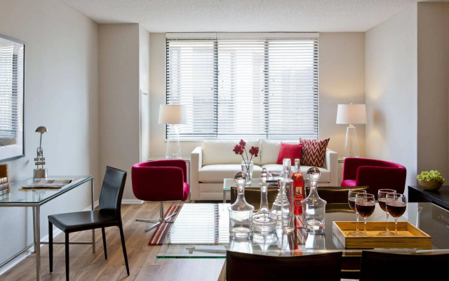 Furnished Quarters Bank Street Commons