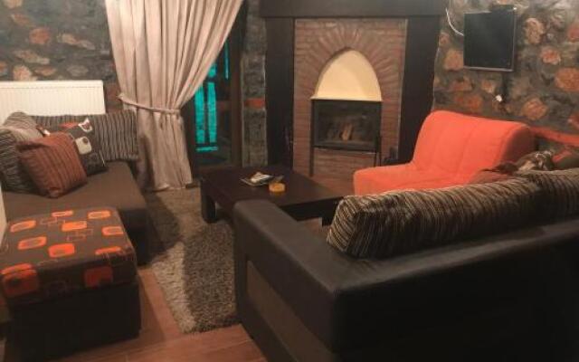 Anesis Suites