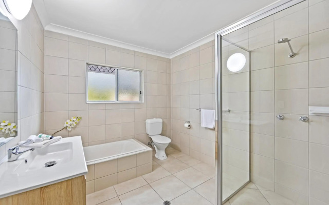 Koala Court Holiday Apartments