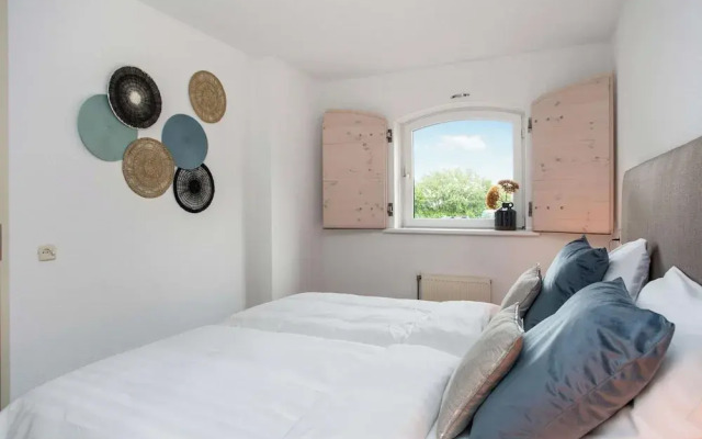 Spectacular Apartment by the Beach